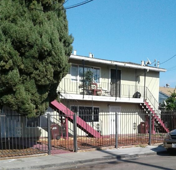 Property main image