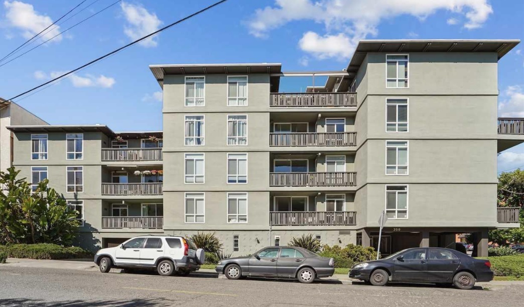 350 Perkins Street - 208